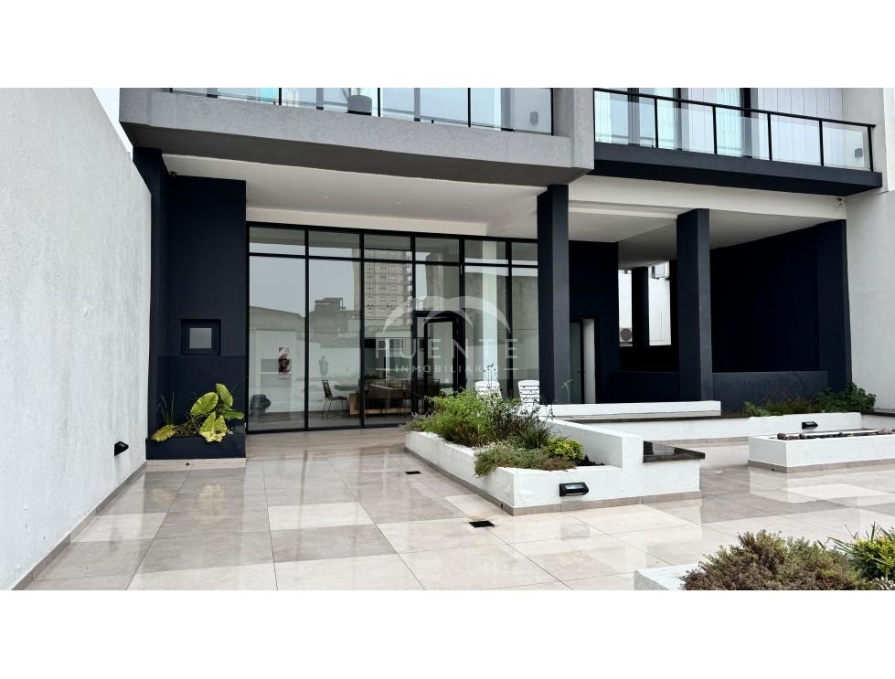 DEPARTAMENTO CENTRICO DE CATEGORIA – EN VENTA