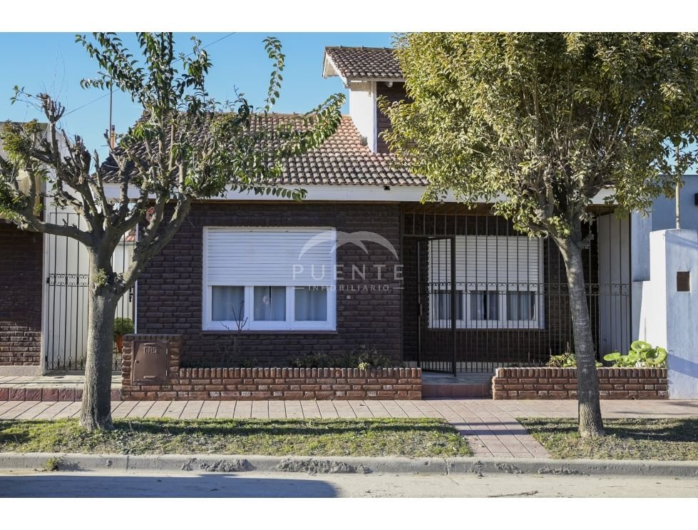 Impecable casa en venta 4 ambientes Tandil apta crédito