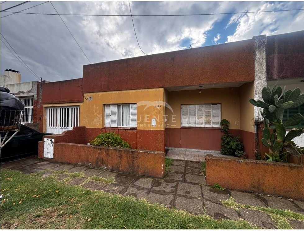 CASA EN VENTA / PERMUTA CON AMPLIO LOTE ZONA VILLA AGUIRRE TANDIL 8 CASA EN VENTA / PERMUTA CON AMPLIO LOTE ZONA VILLA AGUIRRE TANDIL